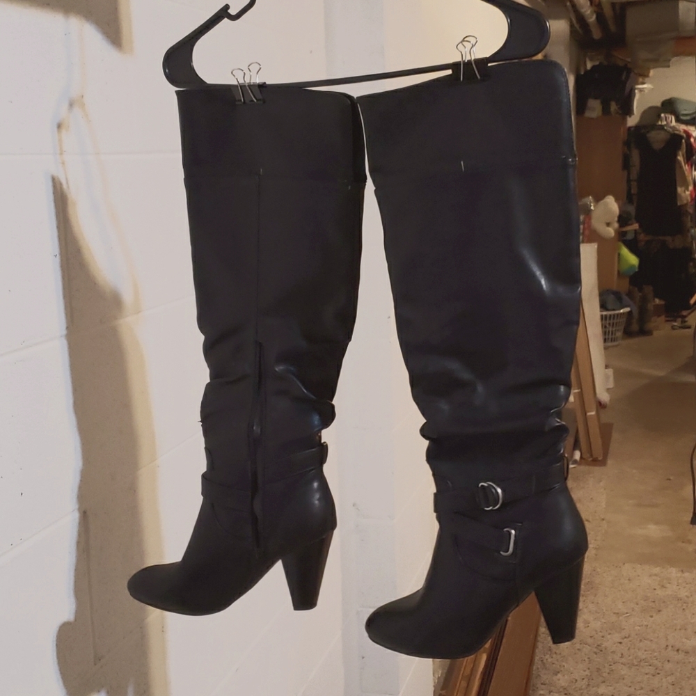 Sexy over the knee heel boots size 8 black